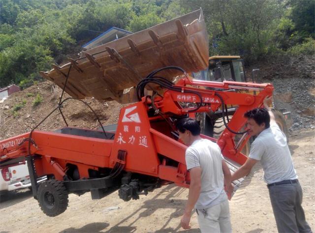 矿洞扒渣机.jpg